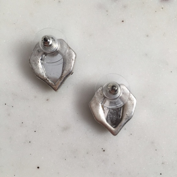 🆑 "Florence" Earrings || Green Crystal Pavé Studs - Picture 3 of 9